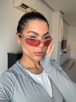 عینک ورزشی دخترونه برند میومیو کد(120) miu miu